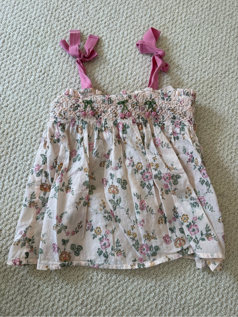 Emile et Ida Smocked Embroidered Rose Bush Top